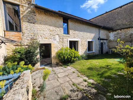 propriété 8 pièces 216 m²