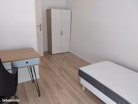 appartement 1 pièce 14 m²