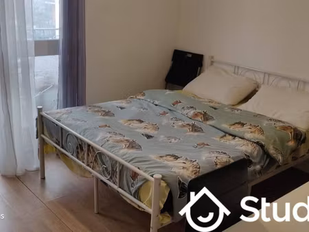 chambre 1 pièce 12 m²