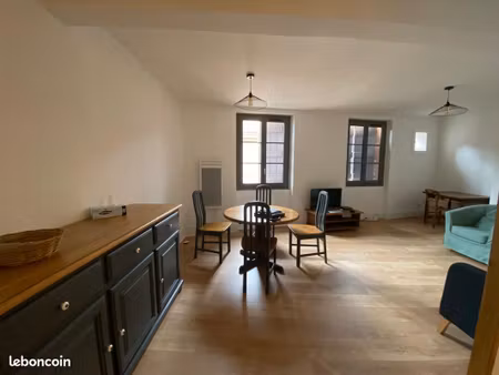 t3 duplex 70m2 hyper centre