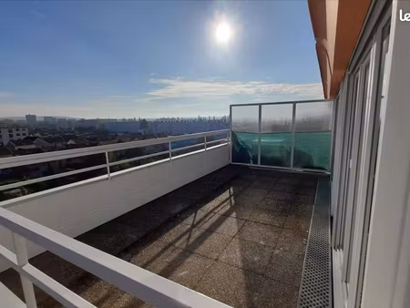 studio 1 pièce 31 m²