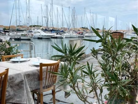 restaurant bord de mer