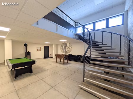 bureaux 501 m² saint-priest