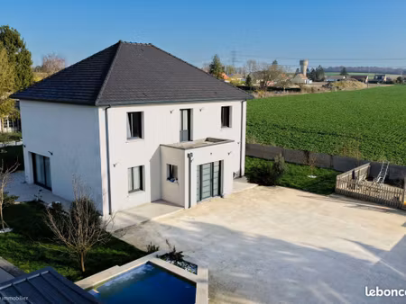 ensemble immobilier idéalement situé sur la métropole nord