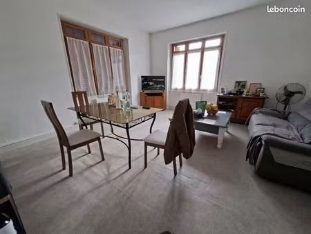appartement 89 m2 t3