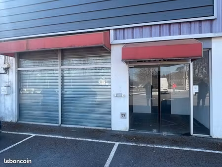 local commercial 100 m²