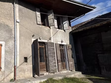 maison 4 pièces 80 m²
