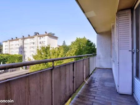 appartement 4 pièces 67 m²