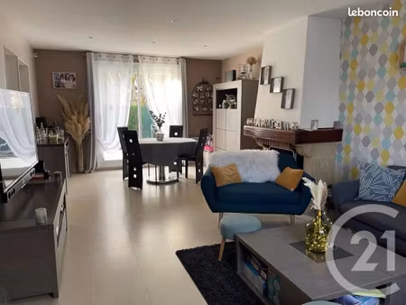maison 6 pièces 101 m²