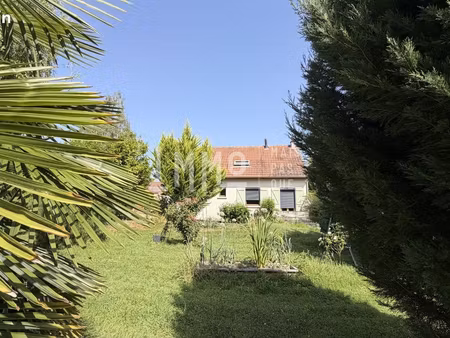 maison 6 pièces 104 m²