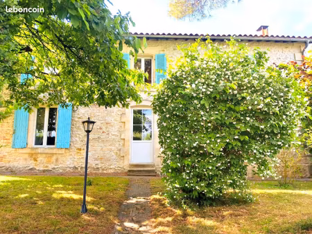 maison de caractère avec grange