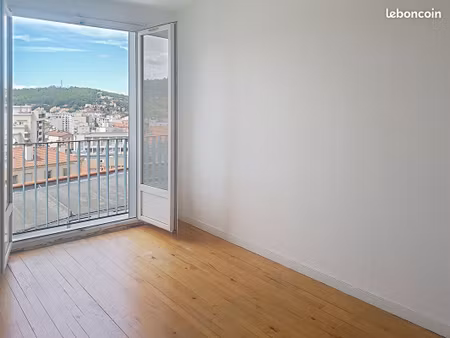 à louer – t3 de 58 97 m² – saint-étienne  colline des pères – 562 cc