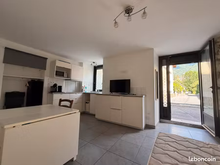 location studio à l’année