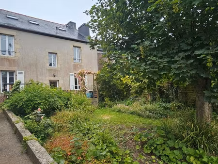 maison 8 pièces 182 m²