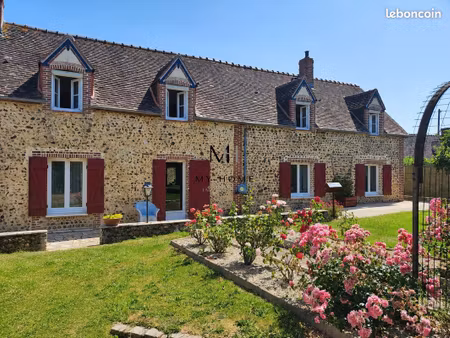 propriété 6 pièces 140 m²