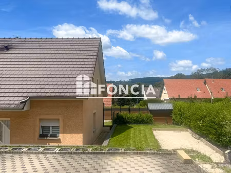 belle maison familiale avec piscine à baume-les-dames