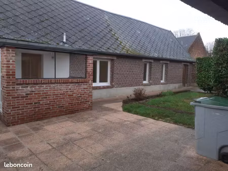 maison de plain‑pied à louer – 76 m² avec garage et dépendances