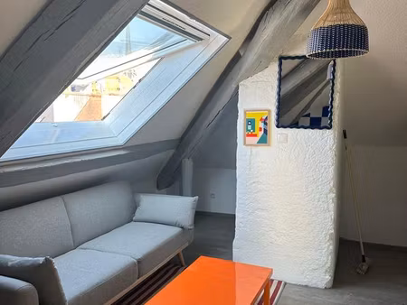 à louer – t2 meublé en plein cœur de dijon (rue bossuet)