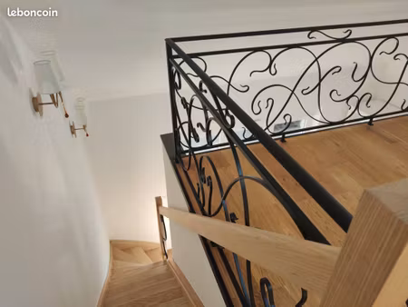 maison meublee avec terrasse et jardin à 200m de l'ecole européenne lille métropole
