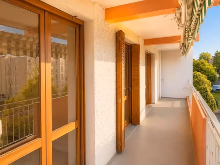 appartement 3 pièces 75 m²
