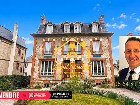 immeuble 17 pièces 300 m²