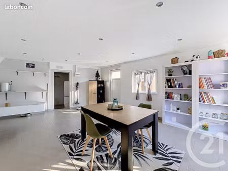 maison 5 pièces 121 m²