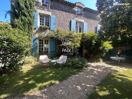propriété 8 pièces 268 m²