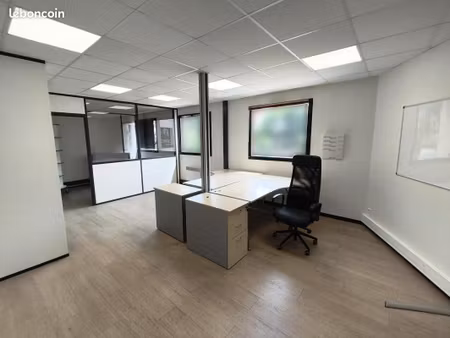 bureau 52 m²