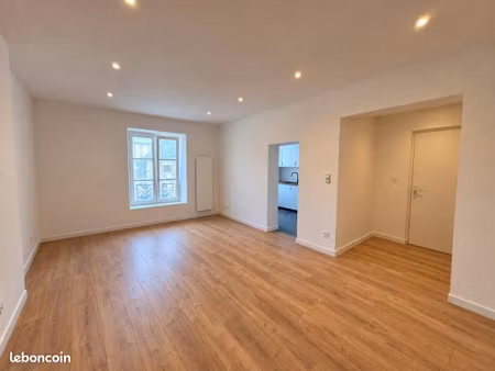 appartement 4 pièces 81 m²