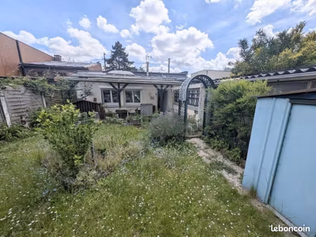 maison 3 pièces 80 m²