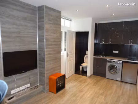 location - studio meublé
