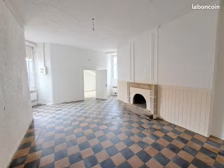 studio 1 pièce 30 m²