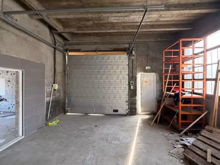 local à louer – cluses 200m2