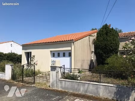 pavillon 6 pièces 95 m²