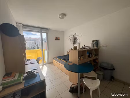 appartement 1 pièce 19 m²