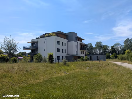 appartement 4 pièces 80 m²