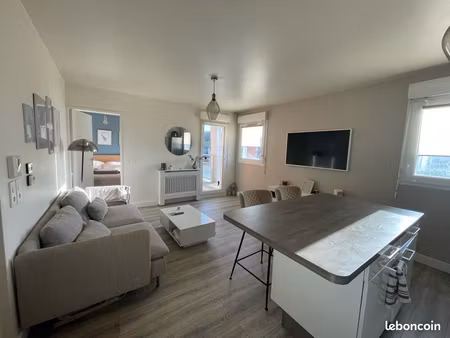 très bel appartement t2