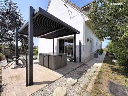 maison 6 pièces 143 m²