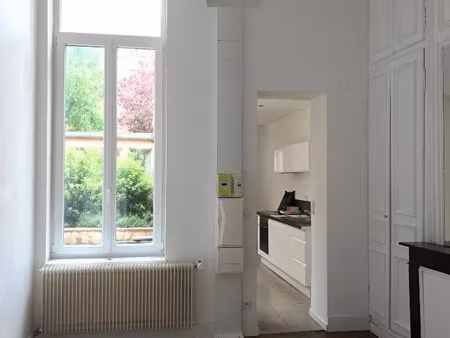 appartement 3 pièces 63 m²