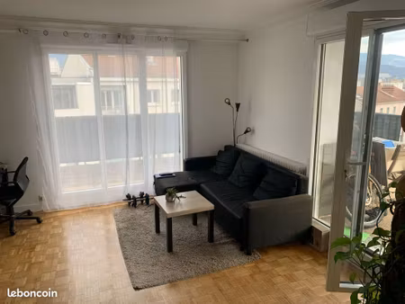 ile verte  bel appartement  56 m2  dernier étage avec terrasse de 50 m2  vue montagne  au 
