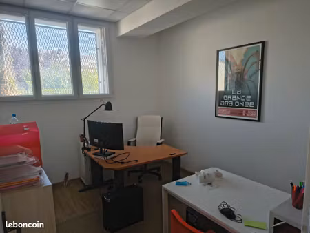 bureaux à louer droit de l'homme