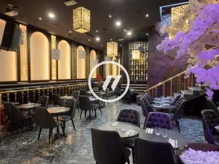 restaurant 300 m²