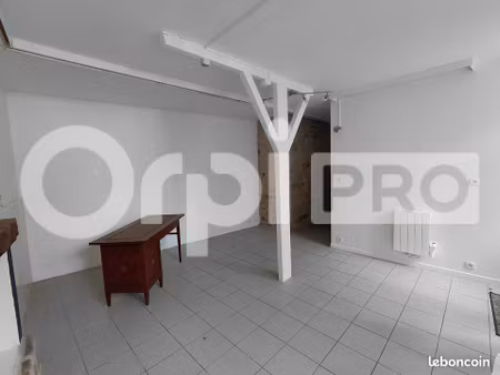 local commercial 45 m²