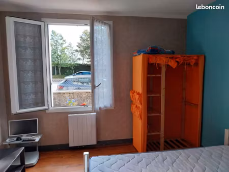 quimper iut spacieuse chambre meublée pour étudiante