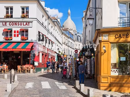 commerce habillement/textile 73 m²
