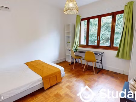 chambre 1 pièce 116 m²