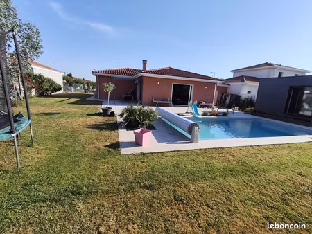 maison plain-pied récente – 118 m² avec piscine climatisation double garage + dépendance– 