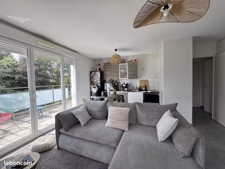 appartement 2 pièces 49 m²