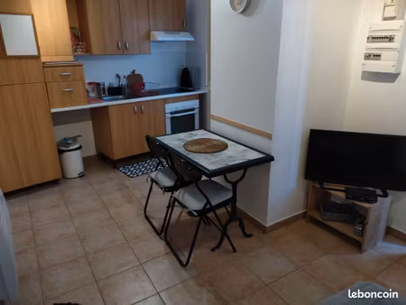t2 meublé 25m2