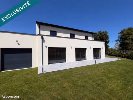maison 6 pièces 205 m²